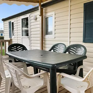 vacanceselect-mobil-homes-camping-la-masia-blanes.catalonia-hotels.com/